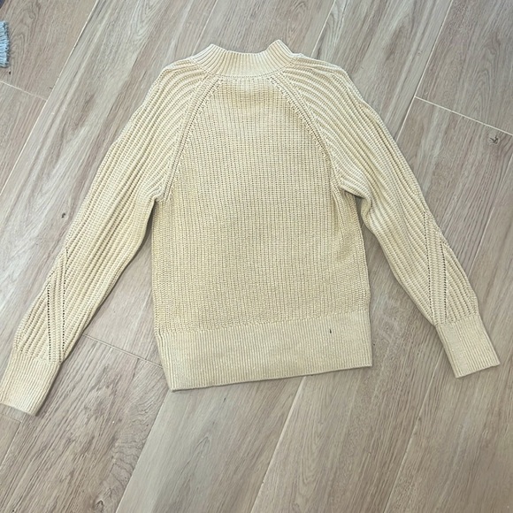 Sweater - Picture 2 of 4